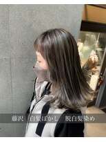 ステラバイケンジ 藤沢(STELLA by KENJE)&nbsp;白髪ぼかし脱白髪染め地毛ハイライト40代50代