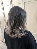 グレージュグラデーション