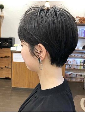 コパン(Hair Atelier Copin) オイル仕上げ簡単ショート