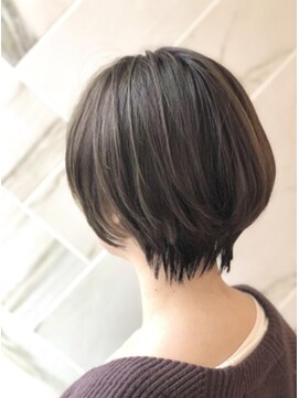 ジーナ 梅田(Zina) 【Zina 梅田】 似合わせ小顔ボブ