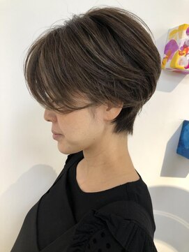 スピンヘアワークス(Spin Hair Works) ハイライト_ハンサムショート_くびれショート_丸みショート