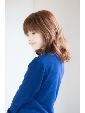 アッシュタカサキ(ash takasaki) 大人かわいい☆乾かすだけ無造作カール×丸みミディ