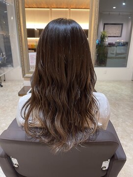 リッシュ 佐倉店(Lish) インナーカラー 薄めベージュ @古山