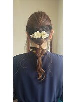 キキヘアメイク(kiki hair make)&nbsp;くるりんぱ×ポニーテール