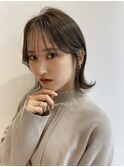 切りっぱなしボブ顔まわりレイヤーオリーブグレージュ