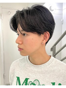 スー 渋谷(suu) メンズカットニュアンスパーマセンターパートメンズヘア