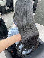 アルドーレ(Ardore)&nbsp;【小山田 繭】ブリーチなしダブルカラー×透明感ブルージュ