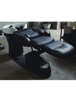 極上な寝心地のフルフラットシートが体をふっくら包み込む♪心と身体を癒してくれる至福の時間を…☆