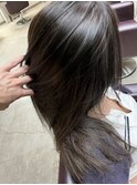 ハイライト × グレーアッシュ