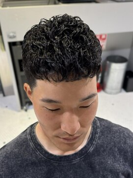 フランクスバーバーザスタンド(Frank’s barber the stand) アイロンパーマE