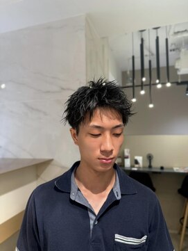 ヨロ(YoLo.) 夏のおすすめ!スパイキーショート!