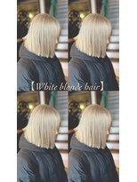 アヴァンス 天王寺店(AVANCE.) ホワイトブロンド