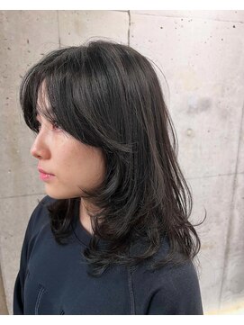 フラット(FLAT) 海外レイヤースタイルで垢抜け感