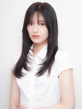 セプト 天神大名(SEPT.) レイヤーカット ワンカール 顔周りカット 暗髪カラー 20代