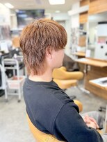 グロウアップバイトゥエンティーフォー 稲葉(glow up by24) ブリーチで作る柔らかベージュショート