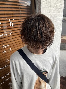 エイチ(h)の写真/初めてのメンズパーマはお任せ!鳥取で人気、無造作ニュアンスが◎お洒落に決まる!★