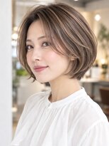 トリッカ 代官山(tricca)&nbsp;大人ショートボブ/顔まわりレイヤー/白髪ぼかし/艶カラー