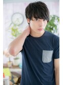 重めバングの大人っぽショートb