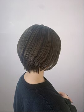 ラズリー(Lazliy) 小顔ショートボブ