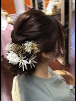 ヘアサロン ユニティ(Hair Salon Unity) 和装&洋装OKのシニヨンスタイル