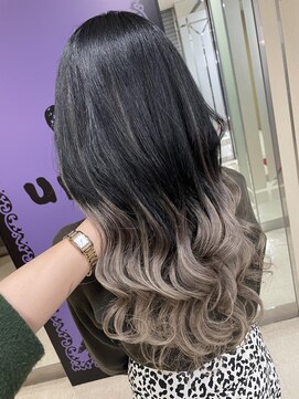 アンリップ ジー(salon unripG) h.i #ブラックグラデーション #グレージュ