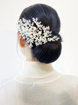 アメリ(AMELIE) ブライダルタイトシニヨン