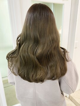 レア 表参道(L'ea) 黒髪クラゲヘアーオリーブグレー小顔ココアベージュ