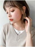 アッシュベージュオリーブアッシュフルバング切りっぱなしボブ
