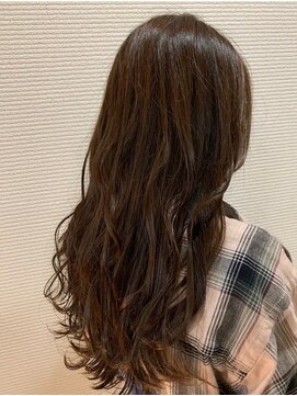 美容室 メザミー MESAMIES ナチュラル暗髪ブラウン ゆるふわウェーブロング 髪質改善