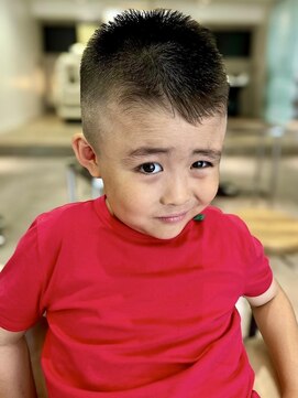 フリップビーアヴェダ(FLIP B AVEDA) 本八幡×キッズカット×メンズショート