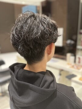 アヴァンスクロス あべのルシアス店(AVANCE. CROSS) ニュアンスパーマ×センターパート