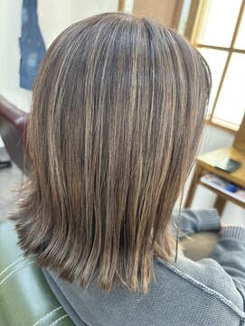 東京ヘアーサロン ハイライト×グレージュ/20代/30代/40代/50代/北本/桶川/鴻巣