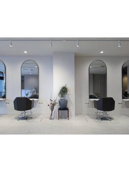 【東区元町/駐車場有】スタイリスト２人のプライベートサロン。広々とした空間で過ごす癒しのひと時。