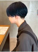 ハンサムクール黒髪ショート