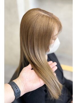 クララ 博多駅前(CLALA) 髪質改善トリートメントで叶える“艶と柔らかさ”【古賀義大】