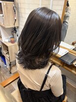 エンヴィー(ENVY)&nbsp;ミディアム×レイヤーカット