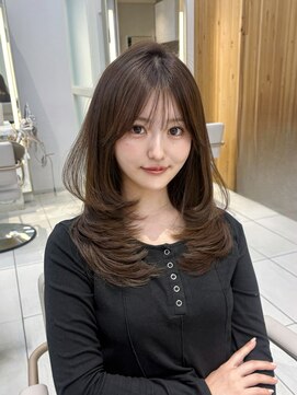 アフロート リノ(AFLOAT Leino) ワンカールで簡単かわいくなれちゃうミディアムレイヤー