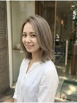 アッシュ 川崎店(Ash)&nbsp;グレージュ　ブリーチあり　ボブ