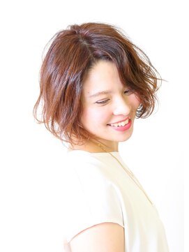 ゼル ビッグアイ(ZELE) ミニボブ