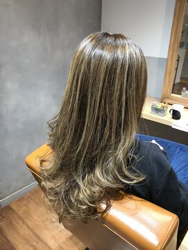 オリバ ヘアー(OLIBA HAIR) ハイライト  グレージュ