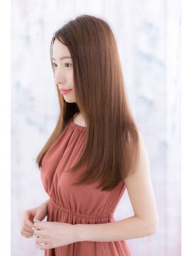 ミック ヘアアンドビューティー 大山店(miq  Hair&Beauty) 縦ライン強調の小顔ストレートで☆ウルツヤ透明感