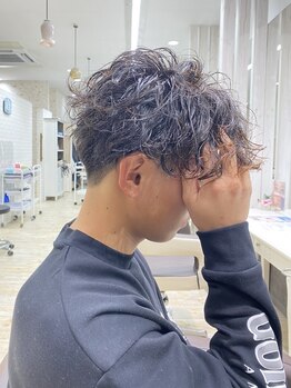 ガーデン 小山店(garden)の写真/男性スタイリストが多いから美容室が苦手な方にもオススメ◎清潔感のあるスタイルで、周りと差をつけて。