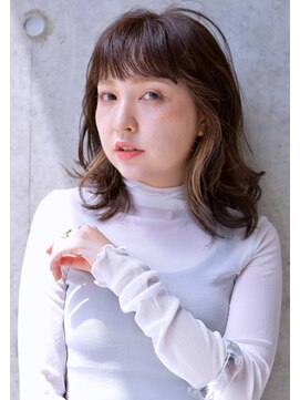 バロンフェム(baLon.fem) ゆるやかな柔らかさとくびれ大人のヘルシーカール