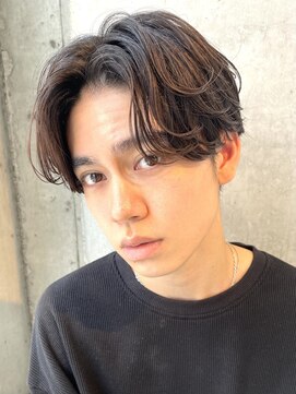 フィフス(fifth) ワンカールパーマセンターパートかき上げヘアサイドパート