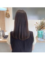 トウキ(touki)&nbsp;ナチュラルストレート×アッシュカラー