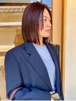 カフネ ジュントス ヨロ(Cafune' juntos YOLO)&nbsp;ボブ切りっぱなし×暖色カラー（ピンク、レッド）20代、30代◎