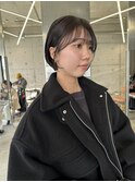 ショートボブ×ダークグレー