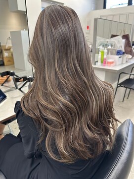 ネイロ バイ ジルブラン 葛西(NeiRo by JIL BLAN) レイヤーカット白髪ぼかしハイライトダブルカラーインナーカラー