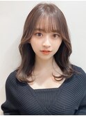 大人可愛い小顔ぱっつん前髪顔まわりカットミディアムレイヤー
