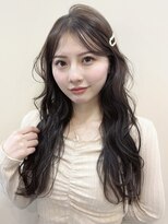 アリスバイアフロート 自由が丘(ALICe by AFLOAT) 2wayバング流し前髪 × 鎖骨レイヤーパーマ風巻き